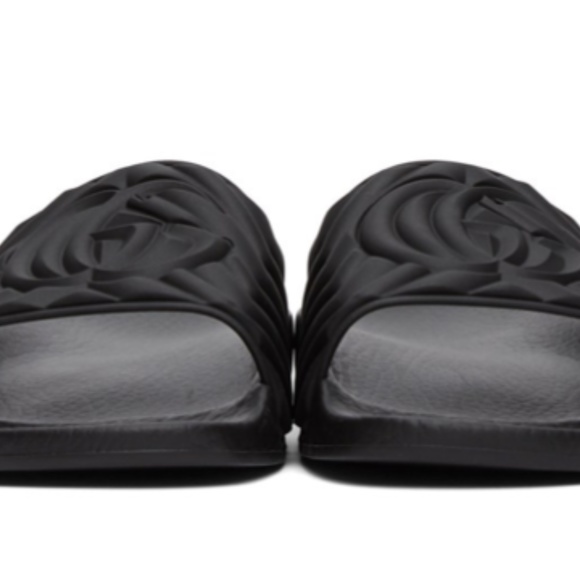 GUCCI Black Matelassé Slides - Picture 4 of 5